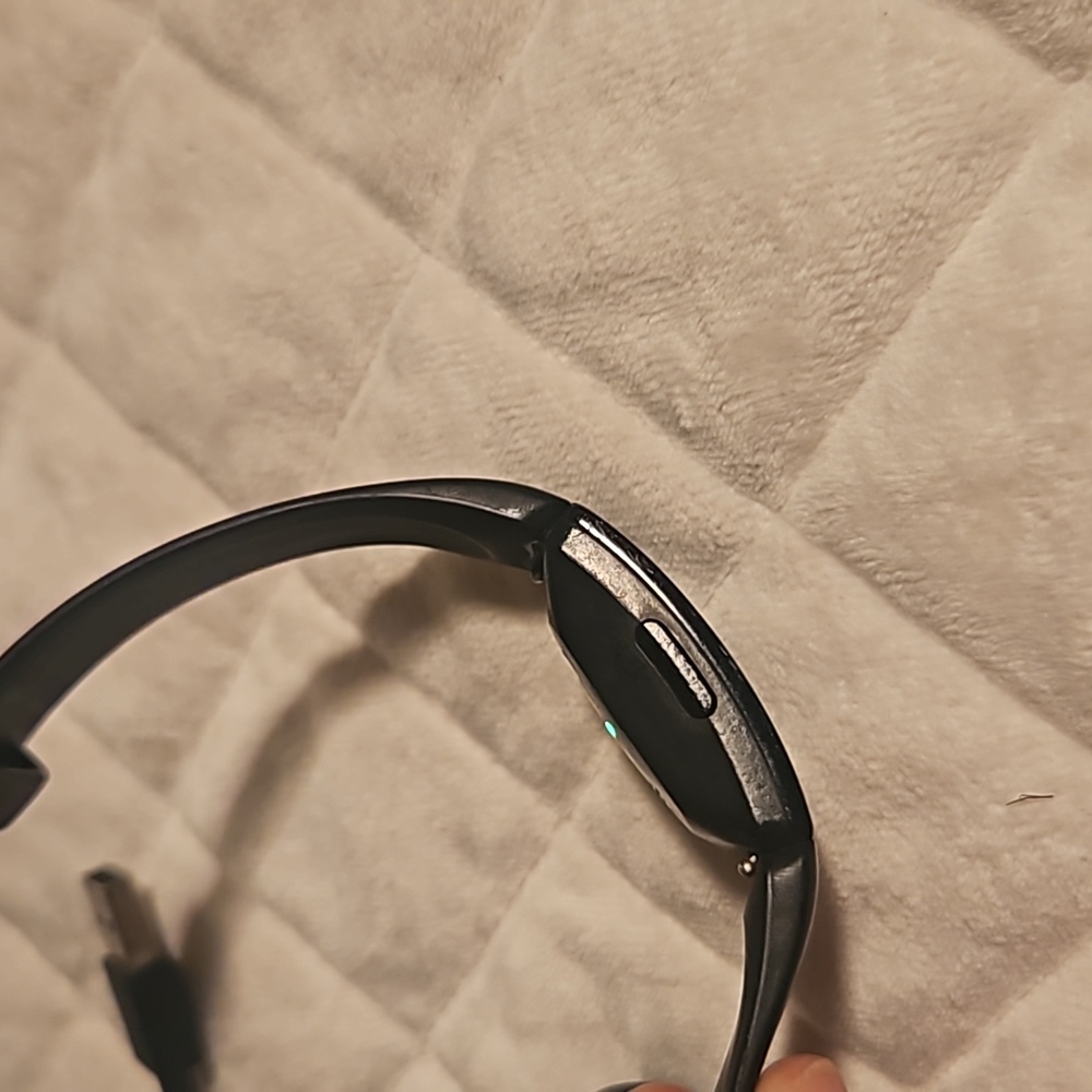 Fitbit Inspire Fitness. - Picture 2 of 6